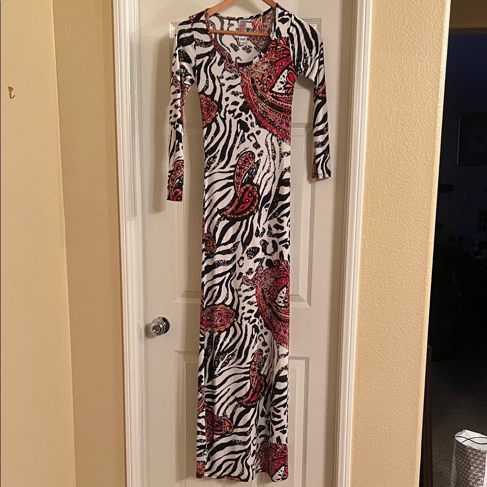 American Twist Red and Black Animal Print Long Sleeve Dress
